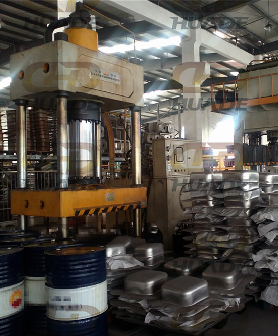 HDY不鏽(xiu)鋼水槽拉(la)伸機(ji)